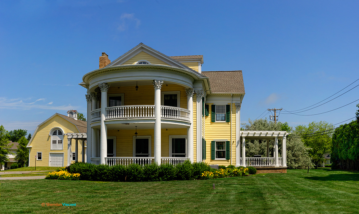 Greece Farmhouse on Latta Rd